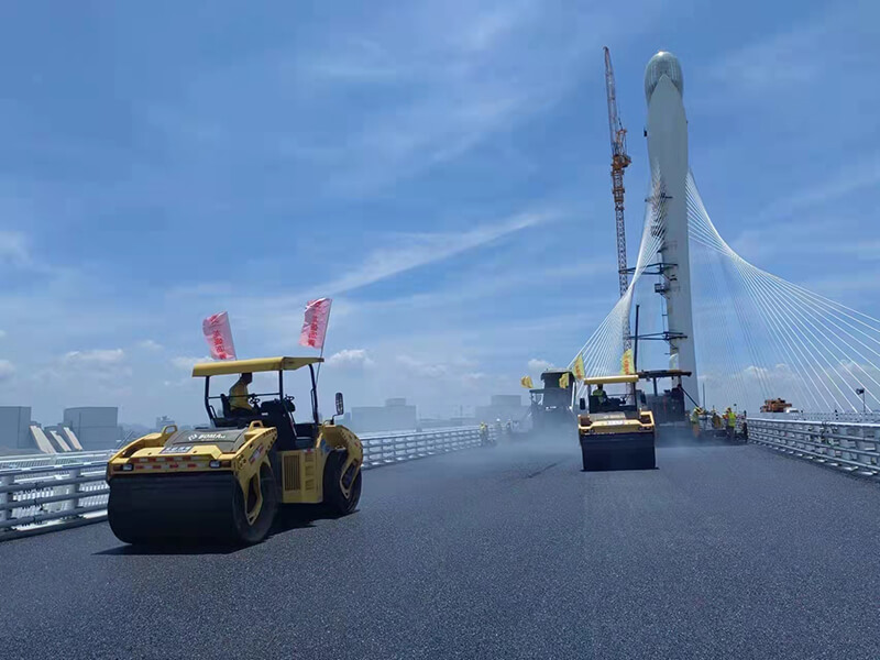东莞沥青路面施工-滨海湾大桥沥青路面铺路工程
