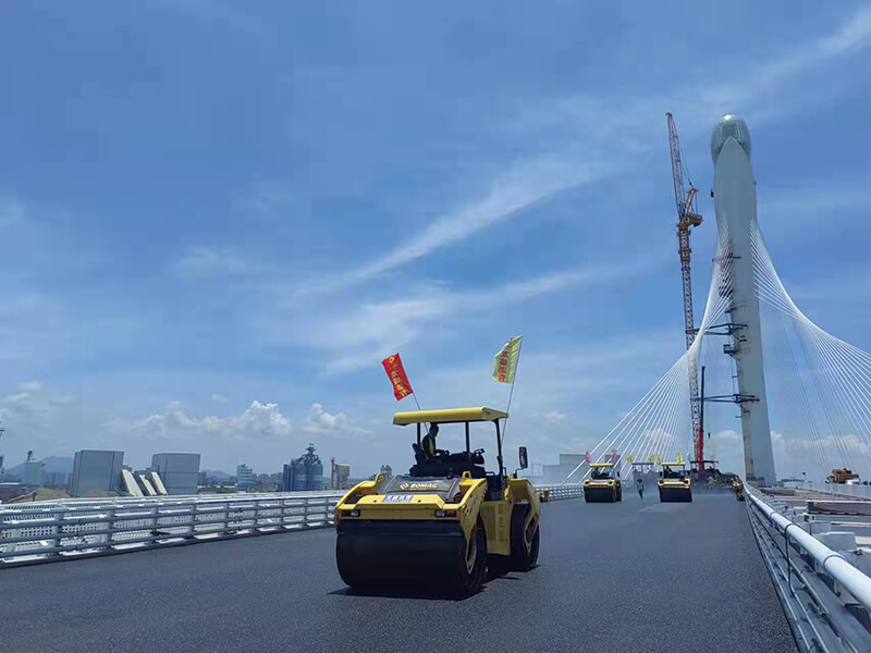 东莞沥青路面施工-滨海湾大桥沥青路面铺路工程